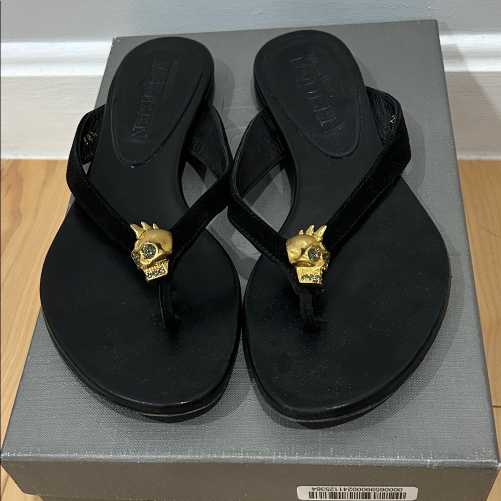 Alexander McQueen Black Sandals with Gold Skull Detail